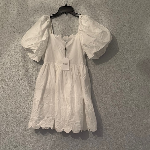English Factory Scalloped Detail Dress White Puff Sleeve Mini Dress New With Tag - Picture 4 of 9